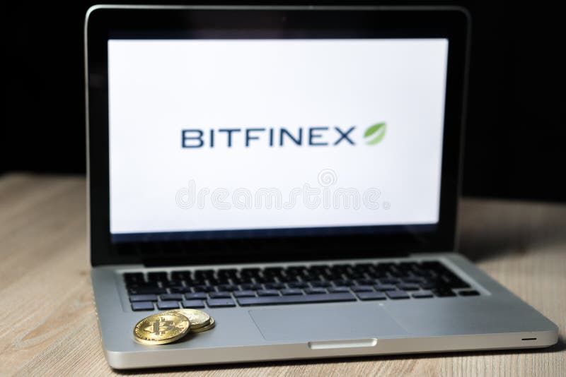 与Bitfinex交换商标的Bitcoin硬币在膝上型计算机屏幕上,斯洛文尼亚- 2018年12月23th日, 免版税库存图片 与Bitfinex交换商标的Bitcoin硬币在膝上型计算机屏幕上,斯洛文尼亚- 2018年12月23th日, 免版税库存图片
